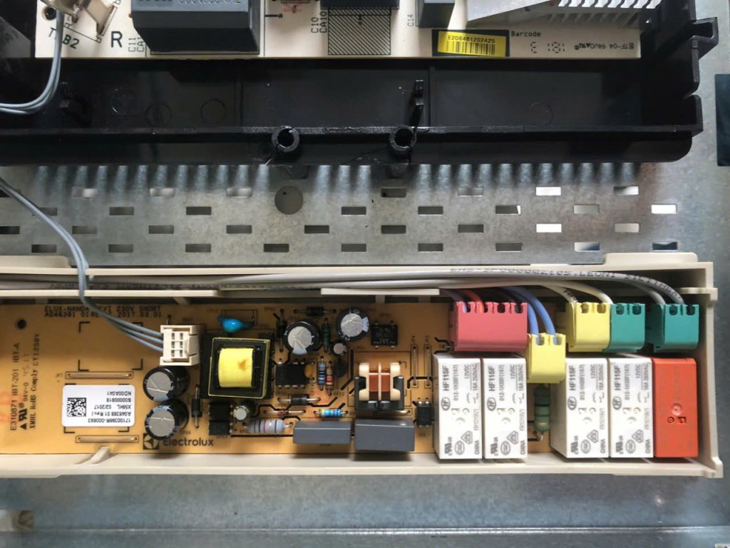 Sửa-bo-mạch-nguồn-bếp-aeg-không-hiển-thị