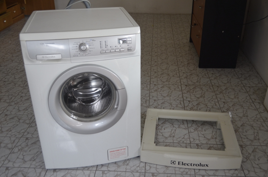 Sửa chữa máy giặt Electrolux giá rẻ