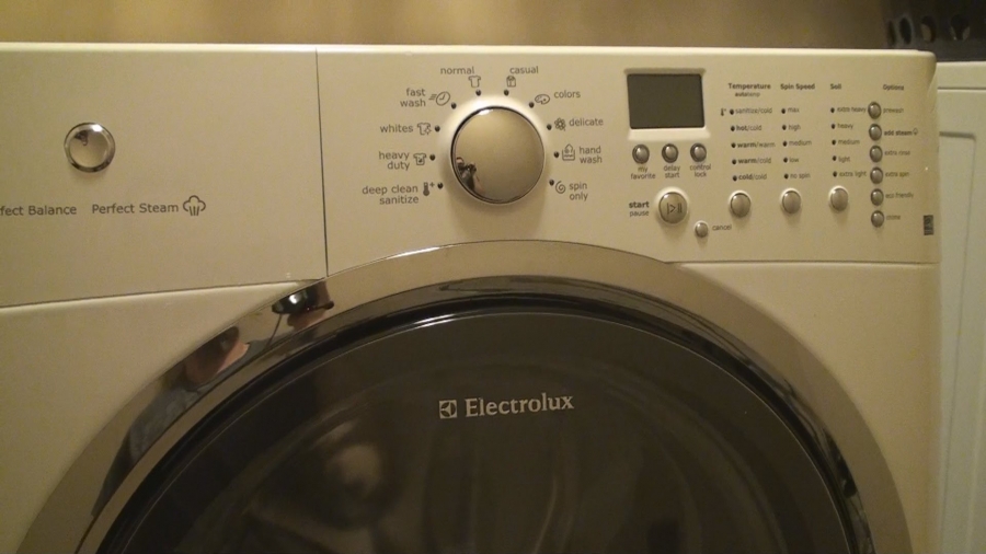 Sửa máy sấy quần áo Electrolux giá rẻ