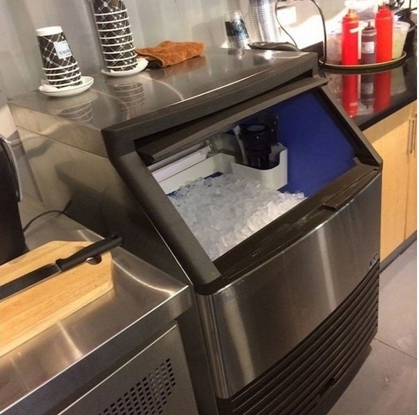 Sửa chữa máy làm đá viên Makita uy tín, linh kiện chính hãng